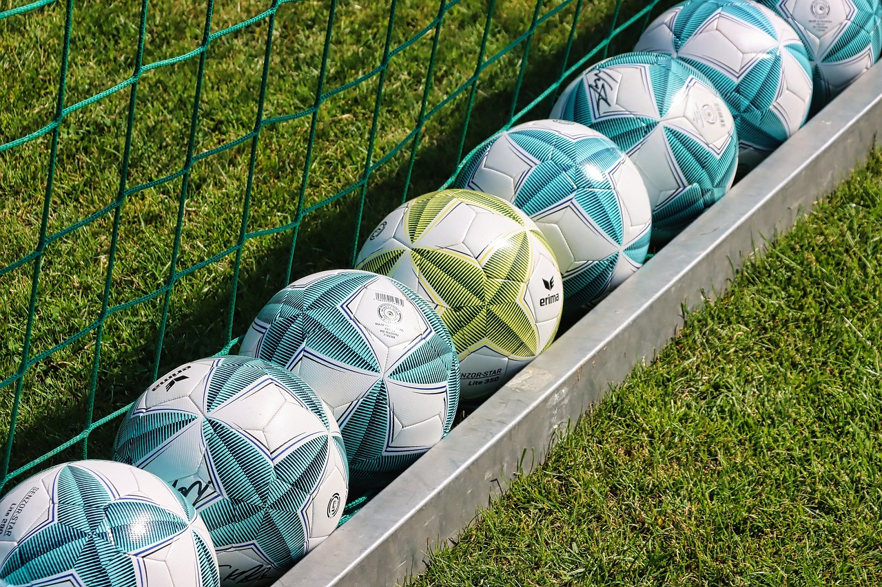 Figurinhas Raras da Copa 2026: Encontre e Troque!